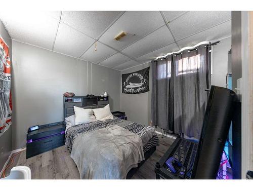 #17 Silver Willow Estates, Rural Vermilion River, County Of, AB - Indoor Photo Showing Bedroom