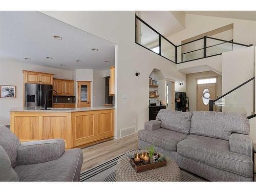 2802 67 Avenue, Lloydminster, AB - Indoor Photo Showing Living Room