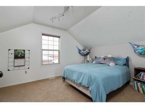 2802 67 Avenue, Lloydminster, AB - Indoor Photo Showing Bedroom