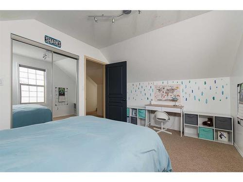 2802 67 Avenue, Lloydminster, AB - Indoor Photo Showing Bedroom