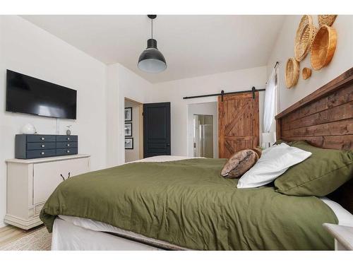 2802 67 Avenue, Lloydminster, AB - Indoor Photo Showing Bedroom