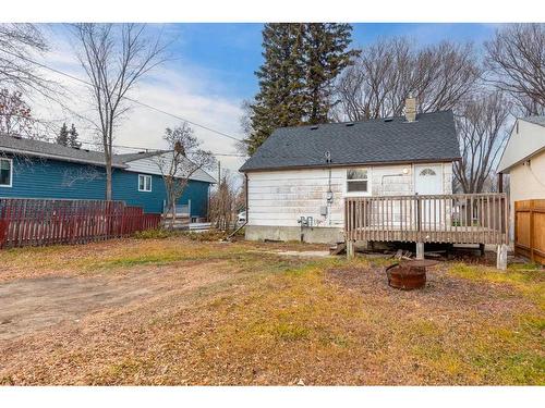 5517 48 Street, Lloydminster, AB - Outdoor With Deck Patio Veranda