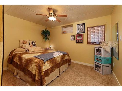 5413 48 Street, Lloydminster, AB - Indoor Photo Showing Bedroom