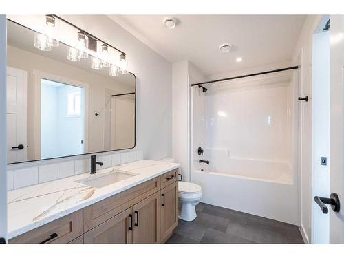 6003 13 Street, Lloydminster, AB - Indoor Photo Showing Bathroom