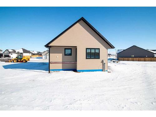 6003 13 Street, Lloydminster, AB - Outdoor