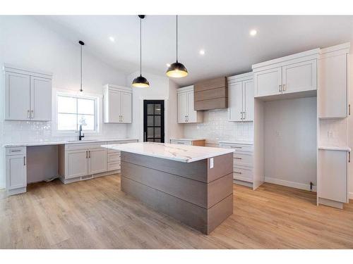 6003 13 Street, Lloydminster, AB - Indoor Photo Showing Kitchen With Upgraded Kitchen