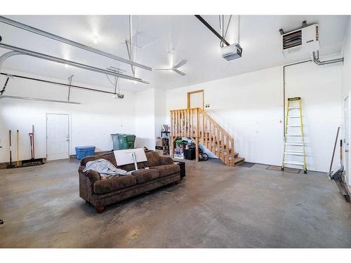 7105 29 Street, Lloydminster, AB - Indoor Photo Showing Garage