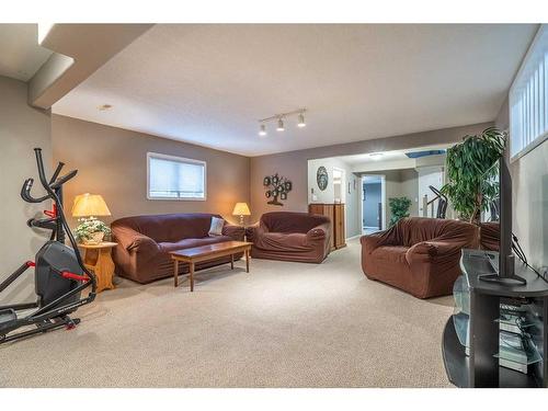 2308 54 Avenue, Lloydminster, AB - Indoor