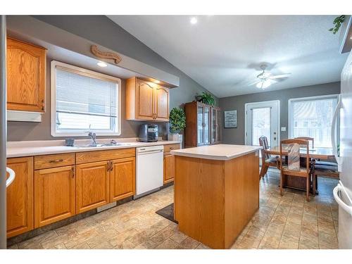 2308 54 Avenue, Lloydminster, AB - Indoor Photo Showing Kitchen With Double Sink