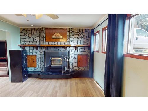 103 6 Avenue West, Maidstone, SK - Indoor With Fireplace