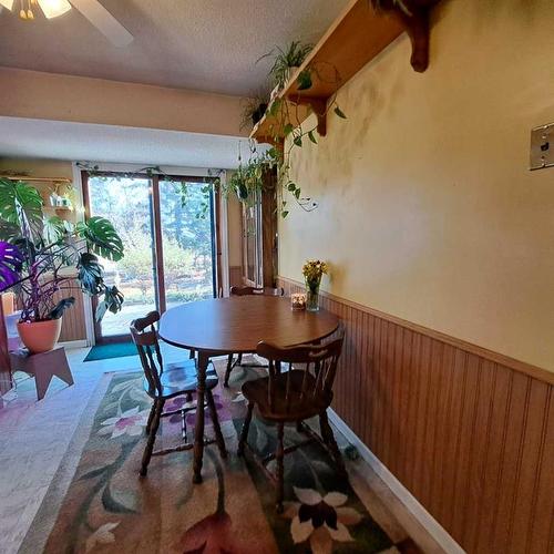 13045 Hwy 16E & King Street, Rural Vermilion River, County Of, AB - Indoor Photo Showing Dining Room