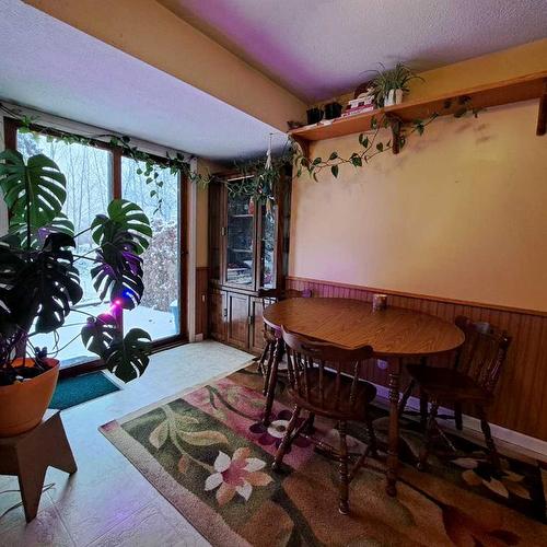 13045 Hwy 16E & King Street, Rural Vermilion River, County Of, AB - Indoor Photo Showing Dining Room