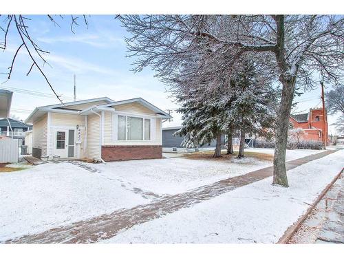 4821 48 Street, Lloydminster, SK - Outdoor