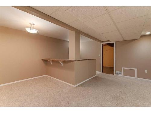 5601 22Nd Street Close, Lloydminster, AB - Indoor Photo Showing Other Room