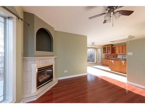 5601 22Nd Street Close, Lloydminster, AB - Indoor With Fireplace