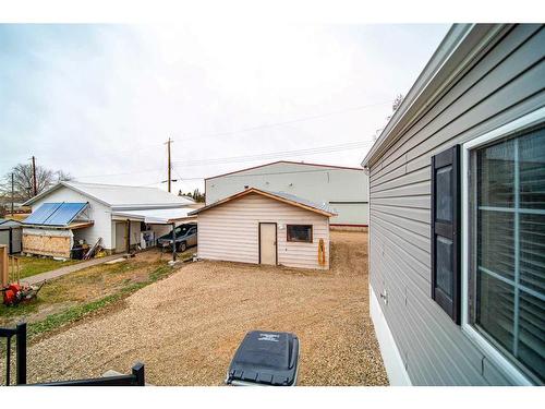 5032 49 Avenue, Edgerton, AB - Outdoor With Exterior