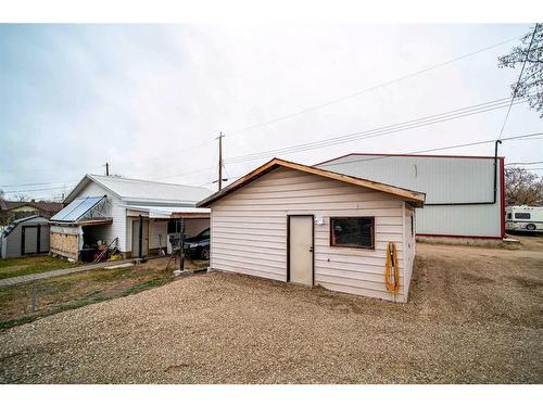 5032 49 Avenue, Edgerton, AB - Outdoor With Exterior