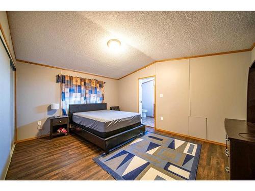 3908 51 Avenue, Provost, AB - Indoor