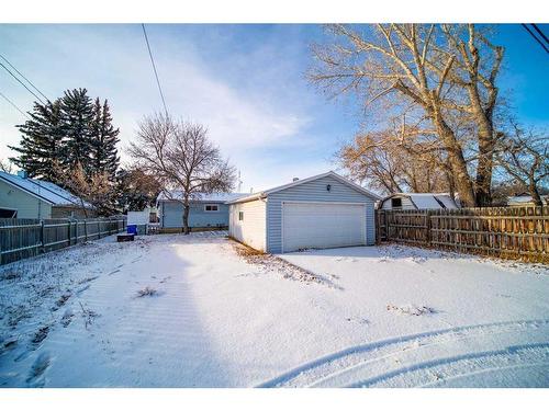 5023 48 Street, Provost, AB - Outdoor