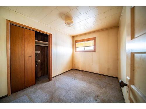 5023 48 Street, Provost, AB - Indoor Photo Showing Other Room