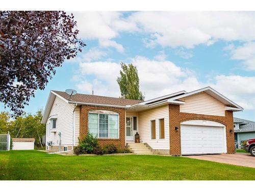 1942 8 Avenue, Wainwright, AB - Outdoor With Facade