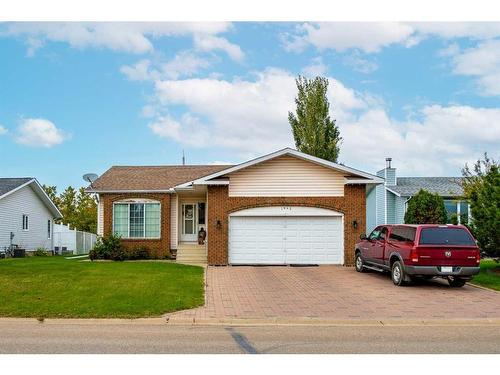 1942 8 Avenue, Wainwright, AB - Outdoor