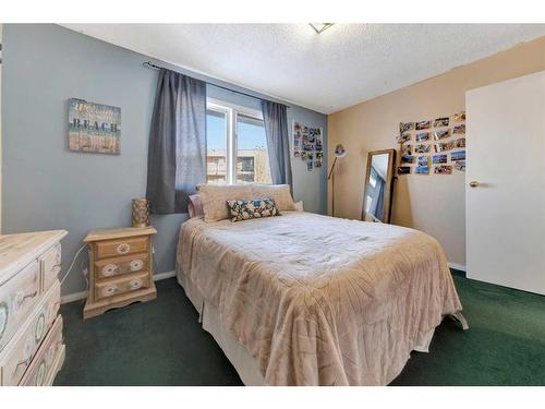 5702 31 Street, Lloydminster, AB - Indoor Photo Showing Bedroom