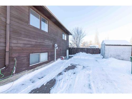 5702 31 Street, Lloydminster, AB - Outdoor With Exterior