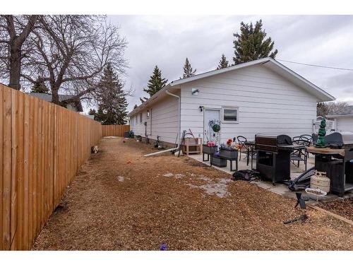 5316 34 Street, Lloydminster, AB - Outdoor With Exterior