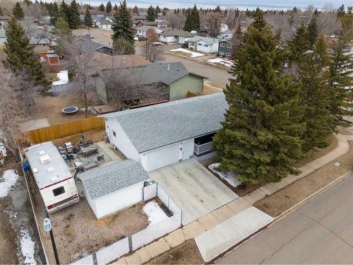 5316 34 Street, Lloydminster, AB - Outdoor