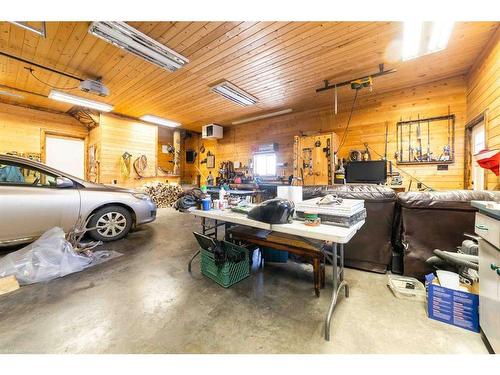 Ne-33-49-2-4 Ne-33-49-2-4, Rural Vermilion River, County Of, AB - Indoor Photo Showing Garage