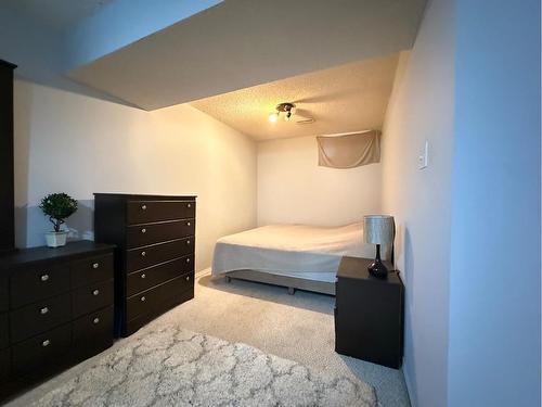 3705 57 Avenue, Lloydminster, AB - Indoor Photo Showing Bedroom