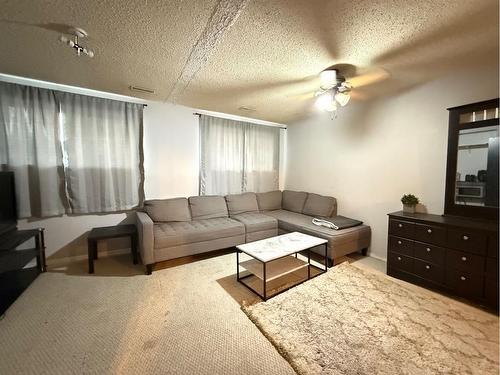 3705 57 Avenue, Lloydminster, AB - Indoor Photo Showing Living Room