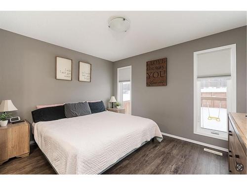 3317 41 Avenue, Lloydminster, SK - Indoor Photo Showing Bedroom