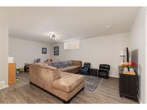 3317 41 Avenue, Lloydminster, SK - Indoor Photo Showing Other Room