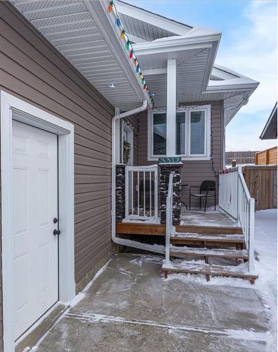 3317 41 Avenue, Lloydminster, SK - Outdoor