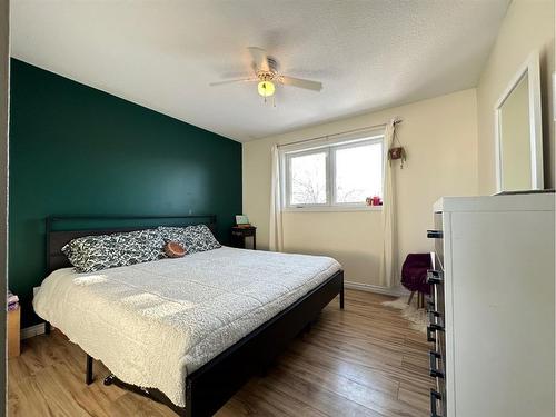 407 Pine Avenue, Maidstone, SK - Indoor Photo Showing Bedroom