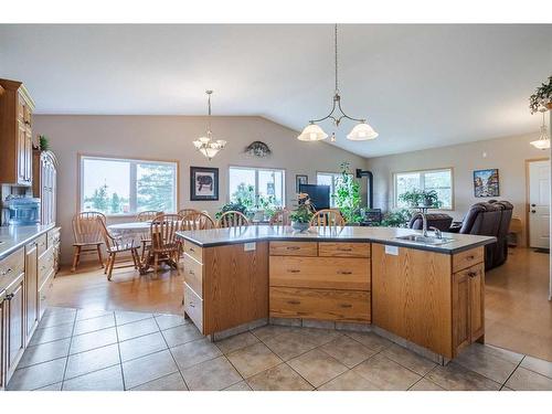 Pt Se 10-50-2 W4, Rural Vermilion River, County Of, AB - Indoor Photo Showing Living Room