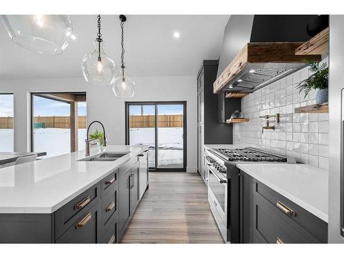 5913 13 Street, Lloydminster, AB - Indoor Photo Showing Kitchen With Double Sink With Upgraded Kitchen