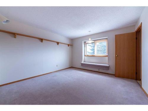 3809 57A Avenue, Lloydminster, AB - Indoor Photo Showing Other Room