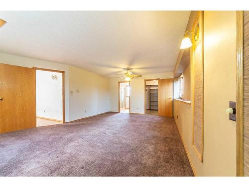 3809 57A Avenue, Lloydminster, AB - Indoor Photo Showing Other Room