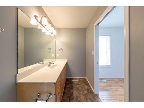 22 Willow Drive, Rural Vermilion River, County Of, AB - Indoor Photo Showing Bathroom