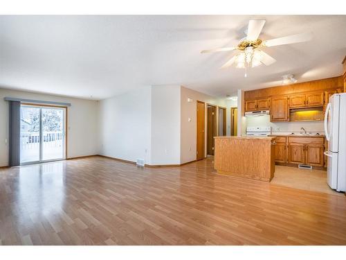 4802 46 Street, Lloydminster, SK - Indoor Photo Showing Kitchen