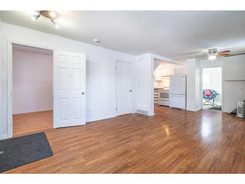 5105 54A Street, Lloydminster, AB - Indoor Photo Showing Other Room