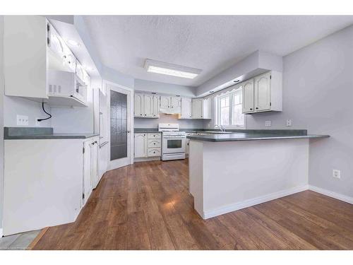 Ne-35-52-01W4, Rural Vermilion River, County Of, AB - Indoor Photo Showing Kitchen