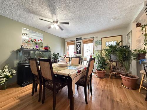 5709 40 Street, Lloydminster, AB - Indoor Photo Showing Dining Room