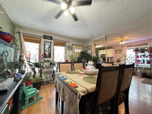 5709 40 Street, Lloydminster, AB - Indoor Photo Showing Dining Room