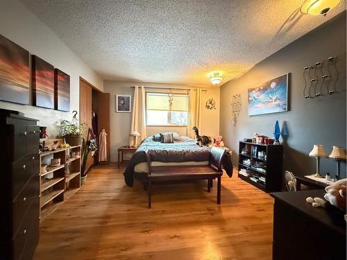 5709 40 Street, Lloydminster, AB - Indoor Photo Showing Bedroom