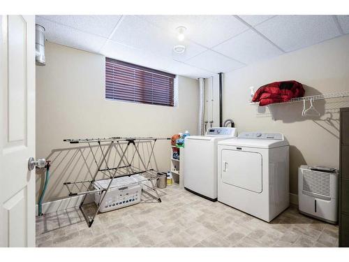 2003 53 Avenue, Lloydminster, AB - Indoor Photo Showing Laundry Room