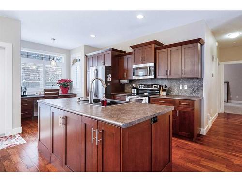 2003 53 Avenue, Lloydminster, AB - Indoor Photo Showing Kitchen